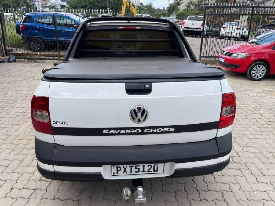 VOLKSWAGEN - SAVEIRO - 2016/2016 - Branca - R$ 70.900,00