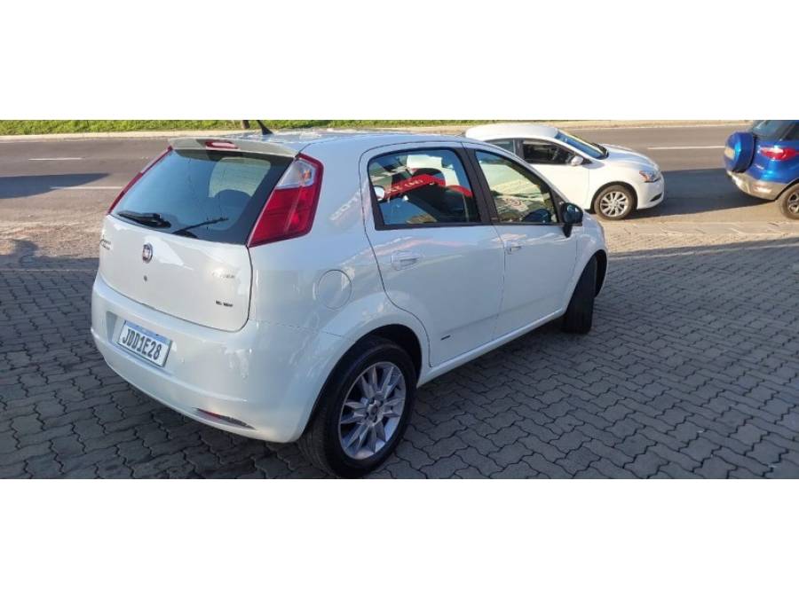 FIAT - PUNTO - 2012/2012 - Branca - R$ 33.900,00