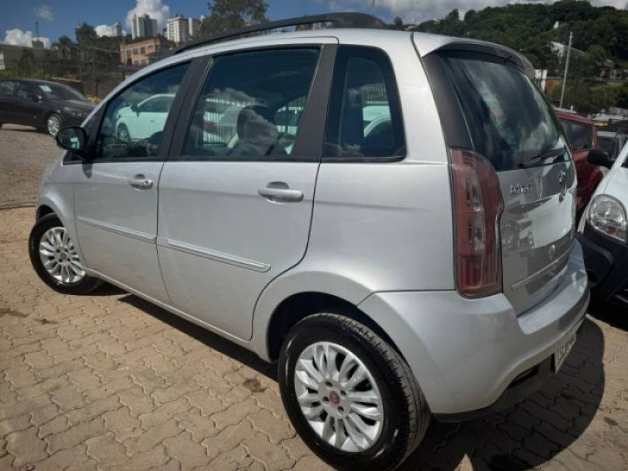 FIAT - IDEA - 2012/2012 - Prata - R$ 29.900,00