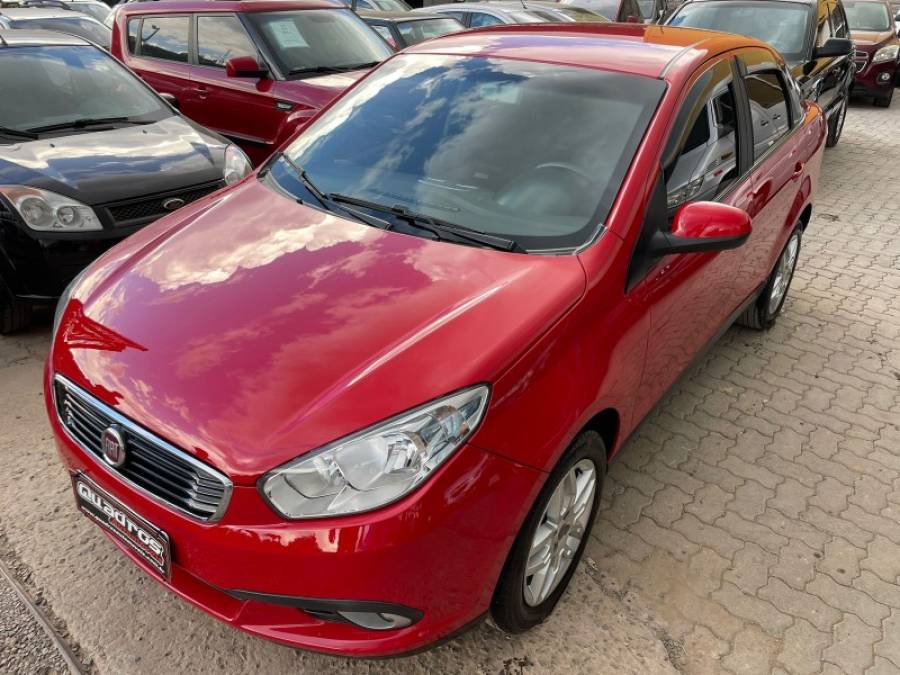 FIAT - SIENA - 2017/2017 - Vermelha - R$ 40.900,00