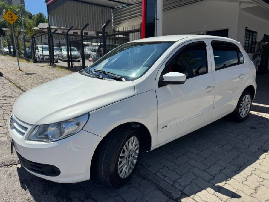 VOLKSWAGEN - GOL - 2010/2010 - Branca - R$ 26.900,00