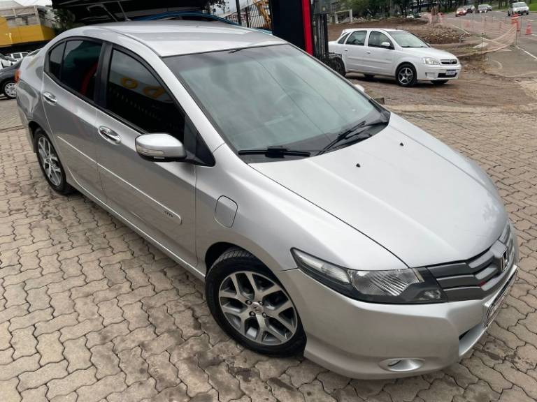 HONDA - CITY - 2010/2010 - Prata - R$ 45.900,00