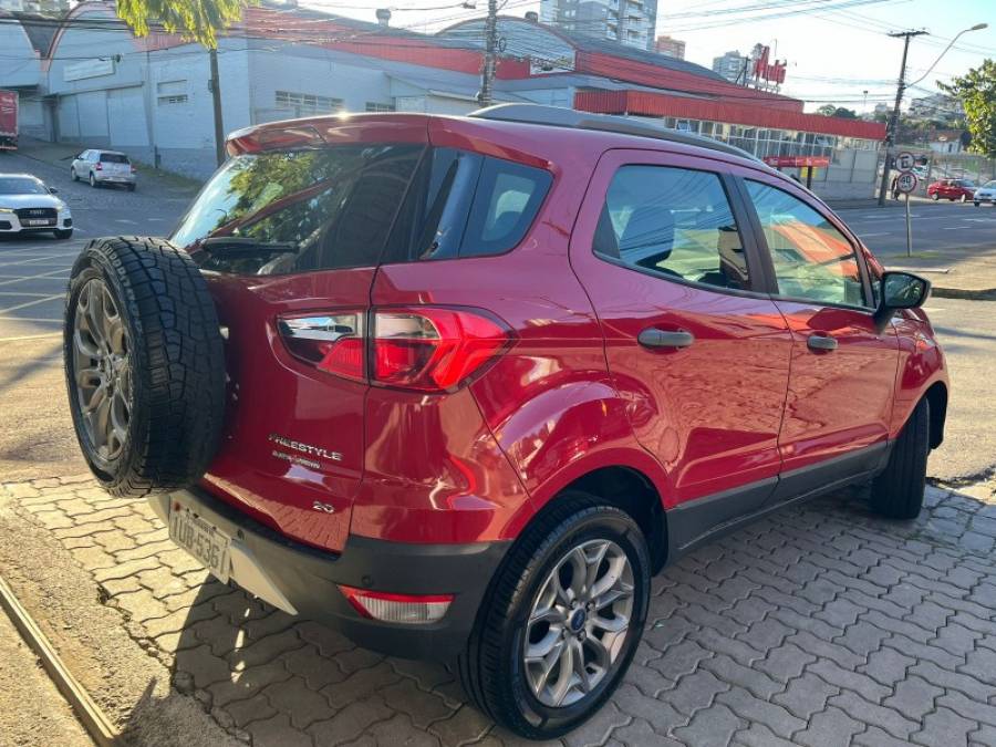 FORD - ECOSPORT - 2013/2013 - Vermelha - R$ 49.990,00