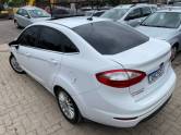 FORD - FIESTA - 2015/2015 - Branca - R$ 49.900,00