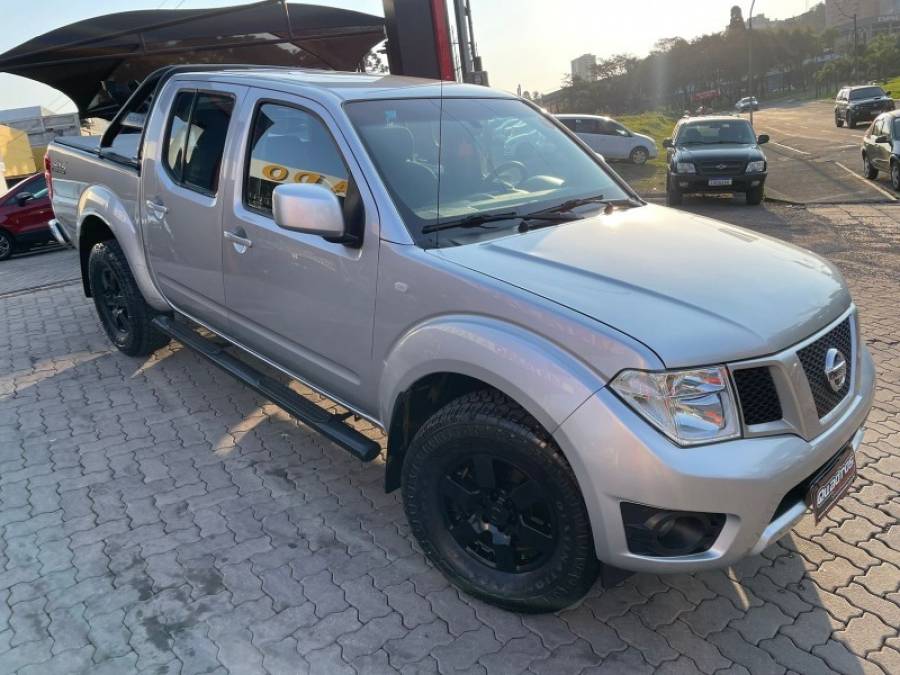 NISSAN - FRONTIER - 2016/2016 - Prata - R$ 107.900,00