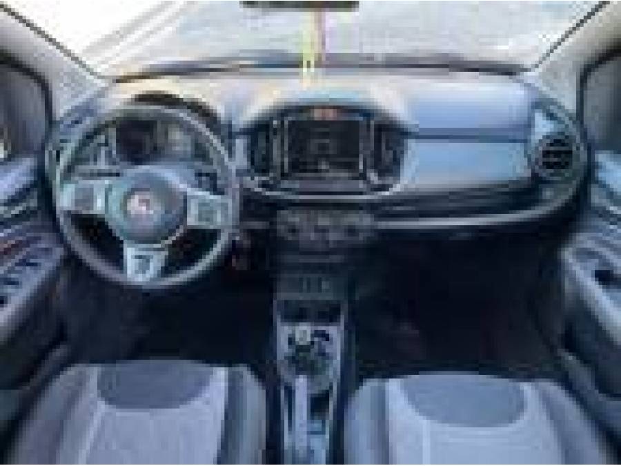 FIAT - UNO - 2018/2018 - Vermelha - R$ 44.900,00