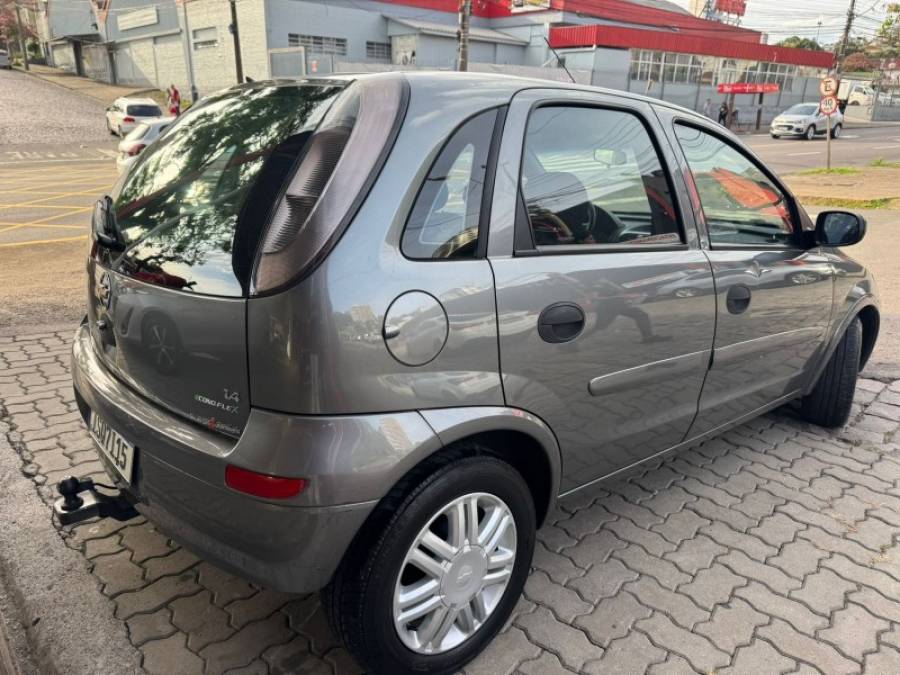 CHEVROLET - CORSA - 2012/2013 - Prata - R$ 29.900,00