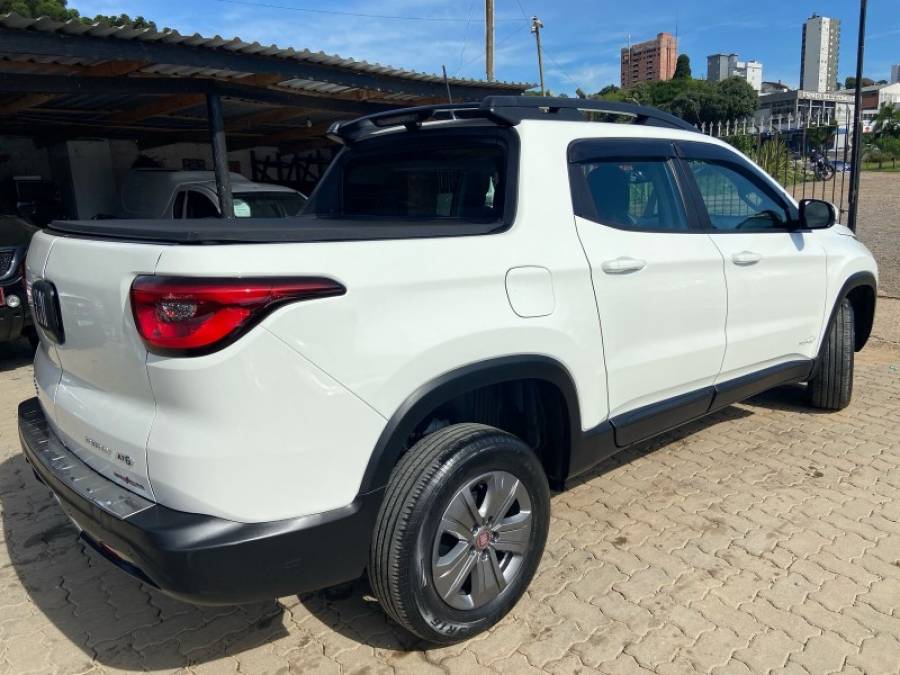 FIAT - TORO - 2018/2018 - Branca - R$ 89.900,00