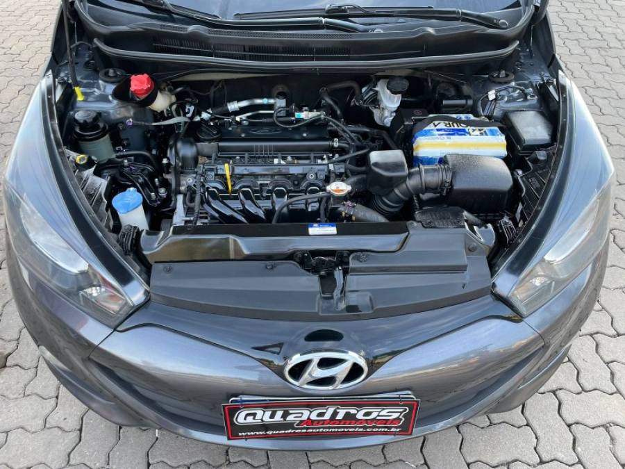 HYUNDAI - HB20S - 2015/2015 - Cinza - R$ 50.900,00