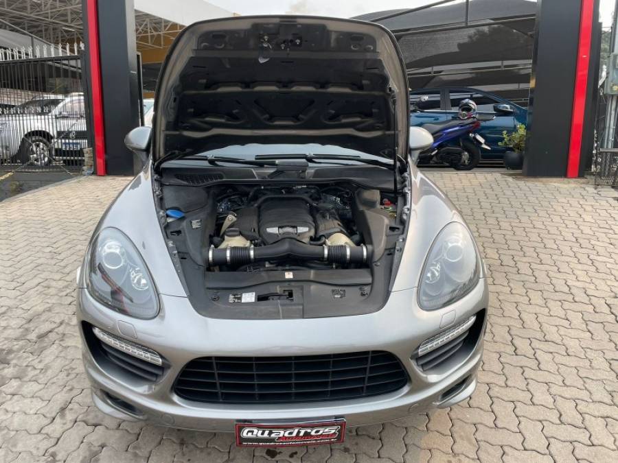 PORSCHE - CAYENNE - 2013/2013 - Cinza - R$ 195.900,00