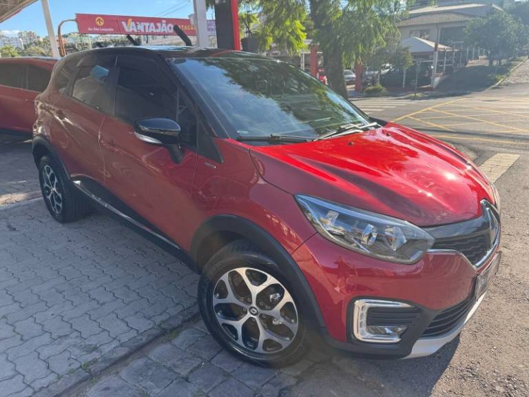 RENAULT - CAPTUR - 2021/2021 - Vermelha - R$ 86.900,00