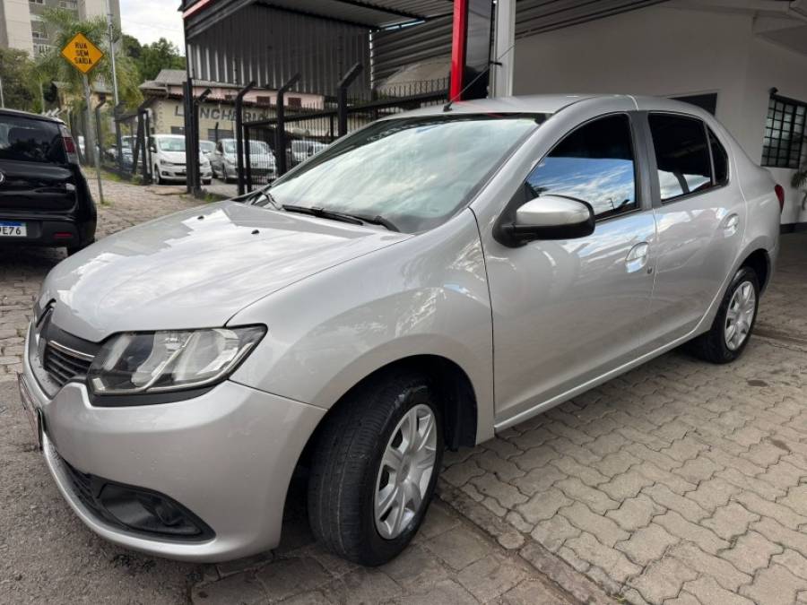 RENAULT - LOGAN - 2014/2014 - Prata - R$ 35.900,00