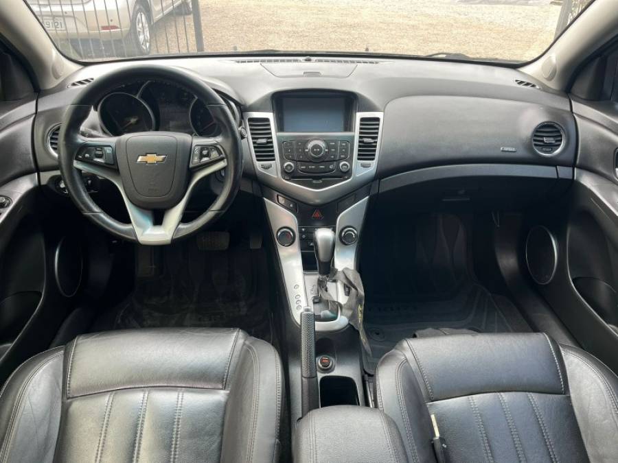 CHEVROLET - CRUZE - 2014/2014 - Preta - R$ 58.900,00