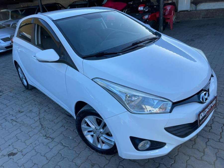 HYUNDAI - HB20 - 2014/2014 - Branca - R$ 49.990,00