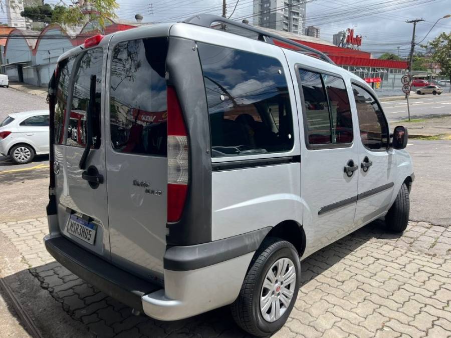 FIAT - DOBLÓ - 2009/2009 - Prata - R$ 38.900,00