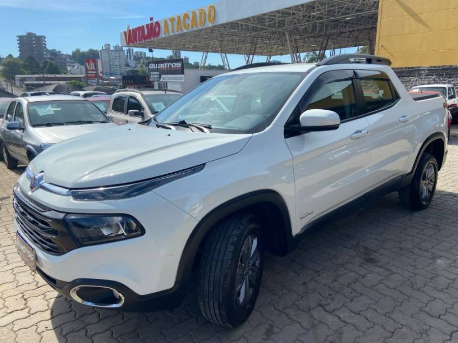 FIAT - TORO - 2018/2018 - Branca - R$ 89.900,00