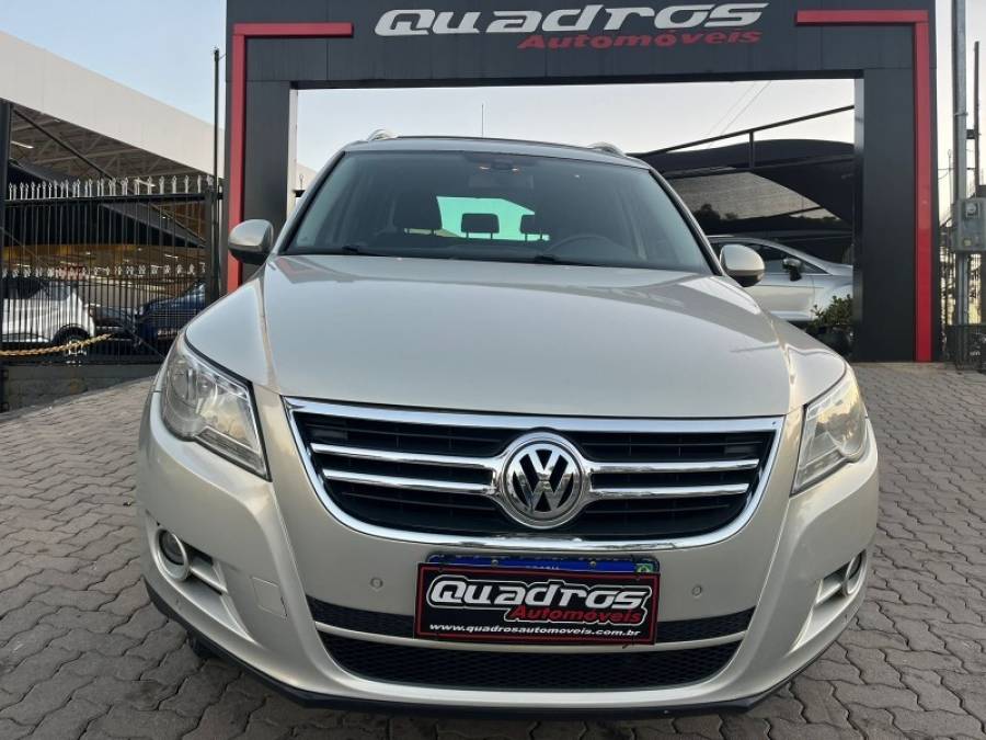 VOLKSWAGEN - TIGUAN - 2011/2011 - Prata - R$ 60.900,00