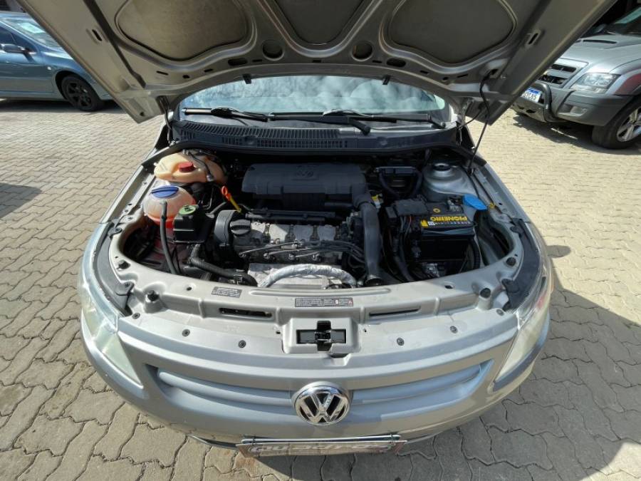 VOLKSWAGEN - VOYAGE - 2011/2011 - Cinza - R$ 28.900,00