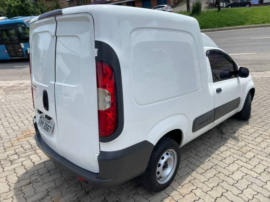 FIAT - FIORINO - 2015/2015 - Branca - R$ 54.900,00