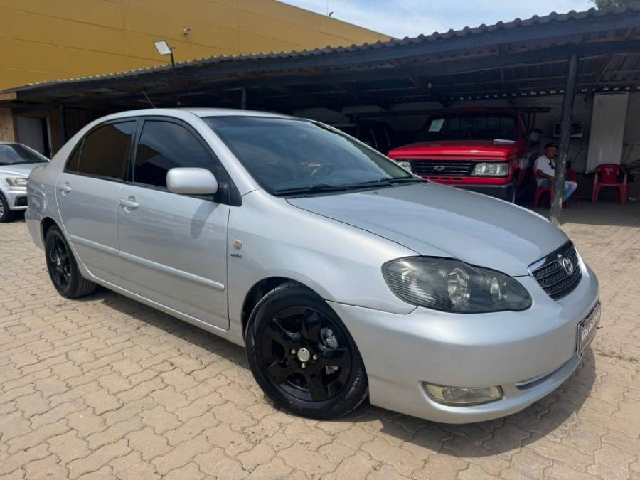 TOYOTA - COROLLA - 2005/2005 - Prata - R$ 34.900,00