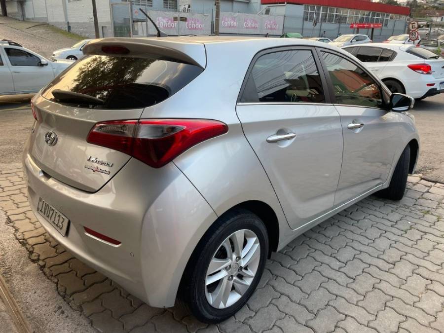 HYUNDAI - HB20 - 2014/2014 - Prata - R$ 46.900,00