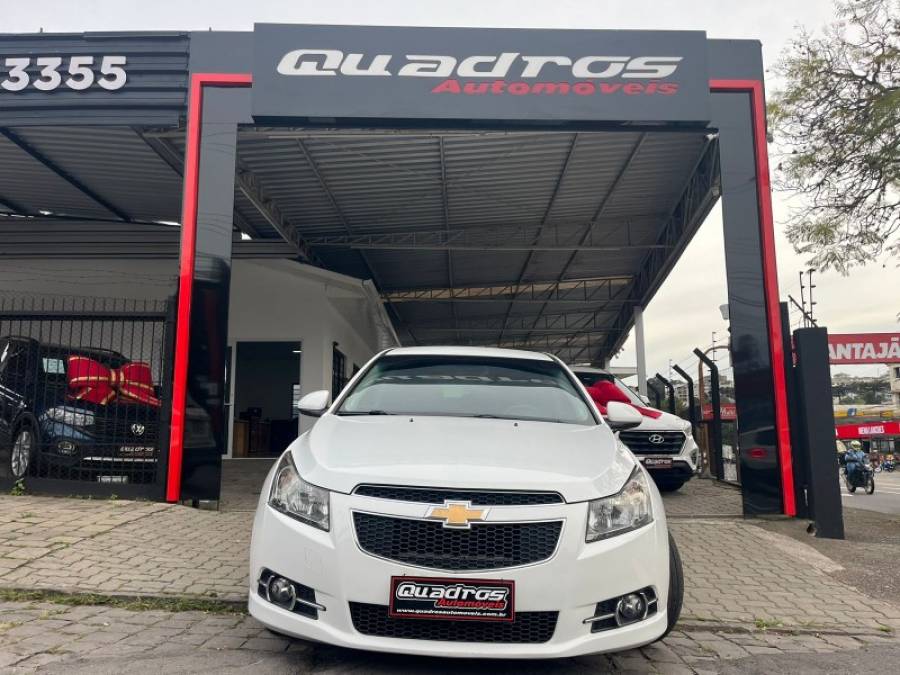 CHEVROLET - CRUZE - 2013/2013 - Branca - R$ 58.900,00