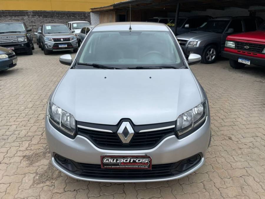 RENAULT - LOGAN - 2014/2014 - Prata - R$ 36.900,00