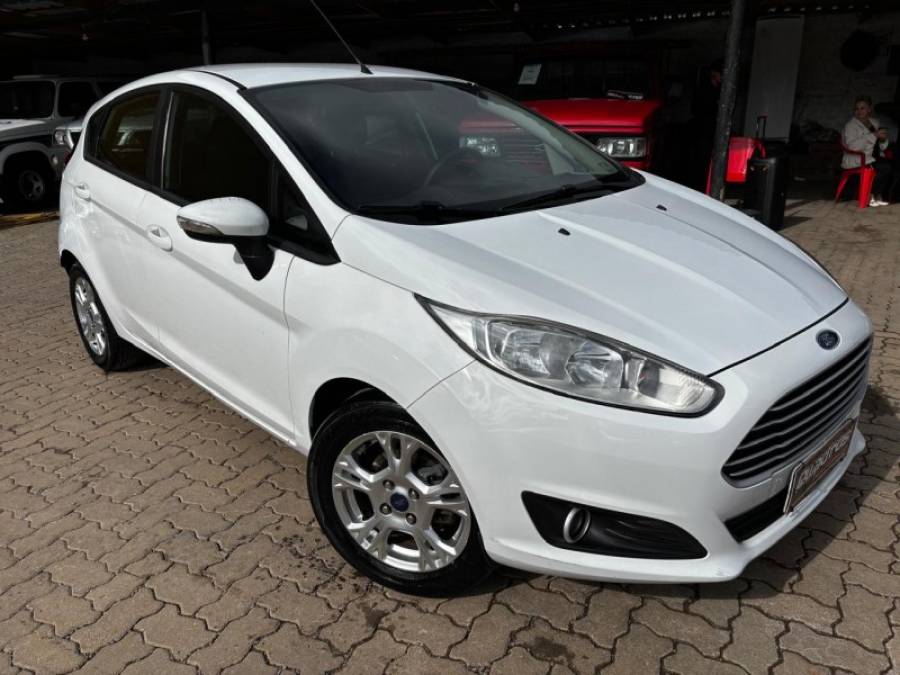 FORD - FIESTA - 2013/2013 - Branca - R$ 43.900,00