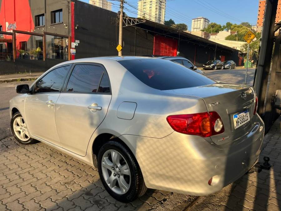 TOYOTA - COROLLA - 2010/2010 - Prata - R$ 55.900,00