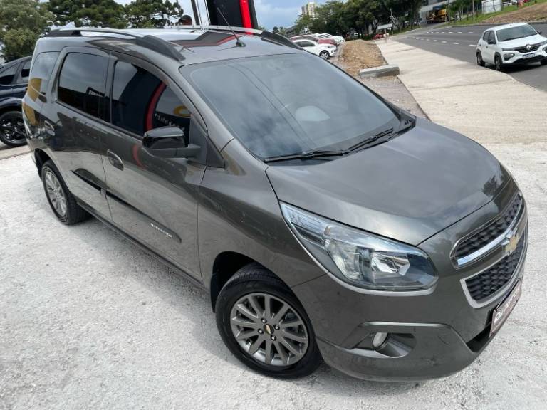 CHEVROLET - SPIN - 2015/2015 - Cinza - R$ 45.900,00