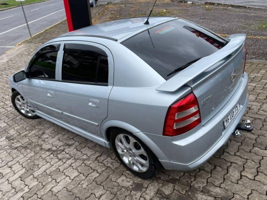 CHEVROLET - ASTRA - 2009/2009 - Prata - R$ 33.900,00