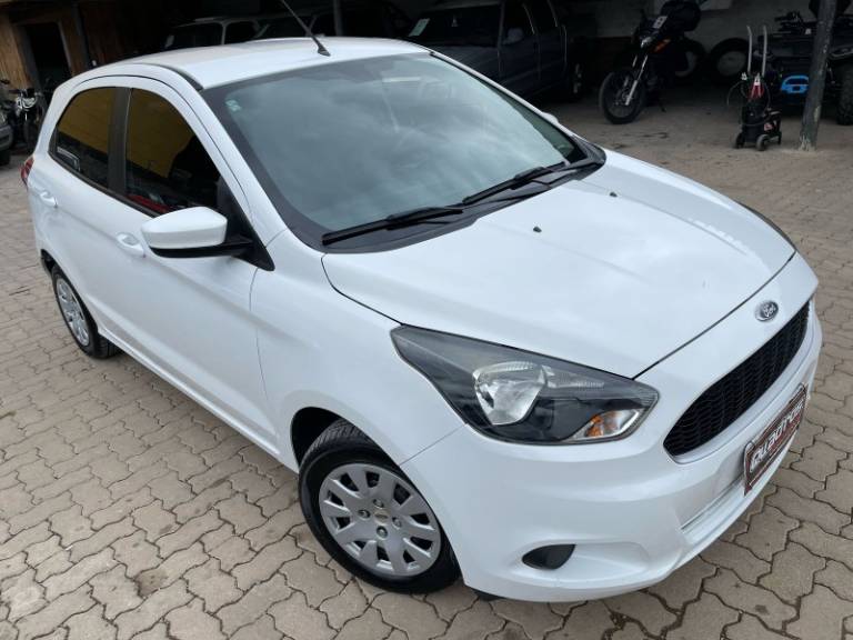 FORD - KA - 2017/2017 - Branca - R$ 39.990,00