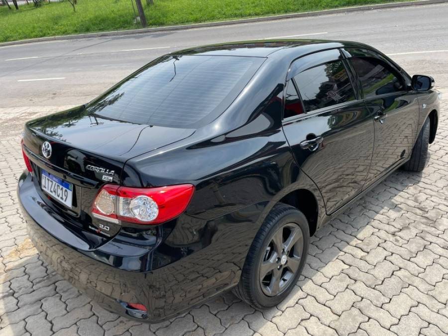 TOYOTA - COROLLA - 2013/2013 - Preta - R$ 62.900,00