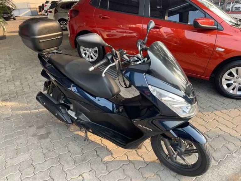 HONDA - PCX - 2018/2018 - Azul - R$ 15.900,00