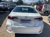 TOYOTA - COROLLA - 2023/2023 - Branca - R$ 129.990,00