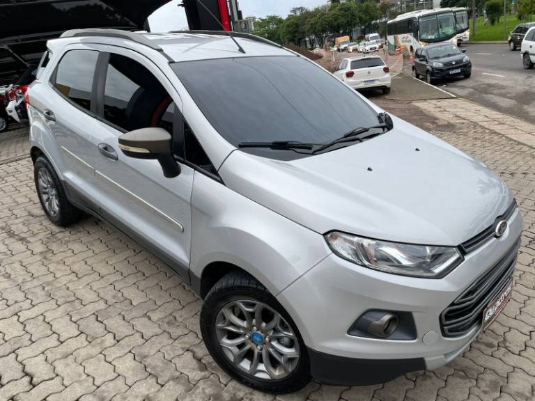 FORD - ECOSPORT - 2014/2014 - Prata - R$ 53.900,00