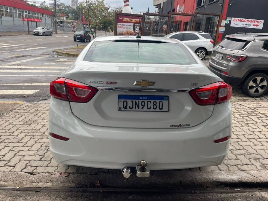 CHEVROLET - CRUZE - 2019/2019 - Branca - R$ 94.900,00