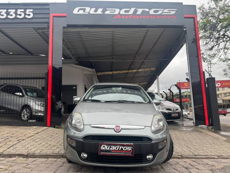 FIAT - PUNTO - 2014/2014 - Cinza - R$ 40.900,00