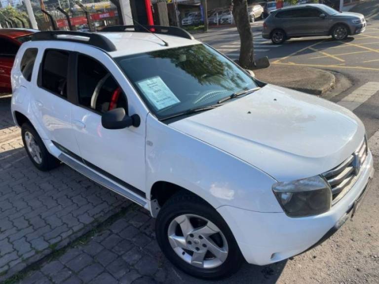 RENAULT - DUSTER - 2015/2015 - Branca - R$ 53.900,00