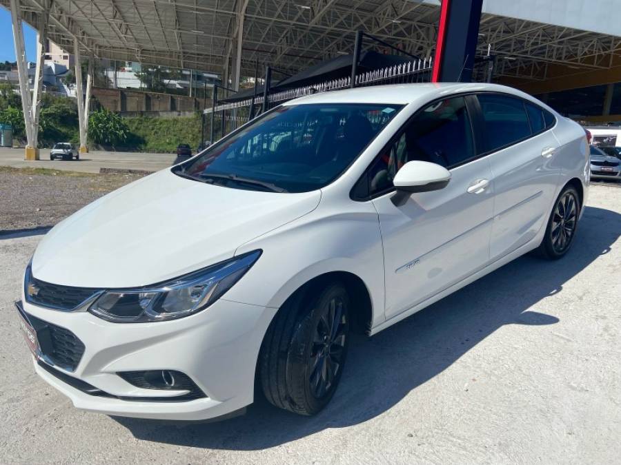 CHEVROLET - CRUZE - 2018/2018 - Branca - R$ 79.900,00