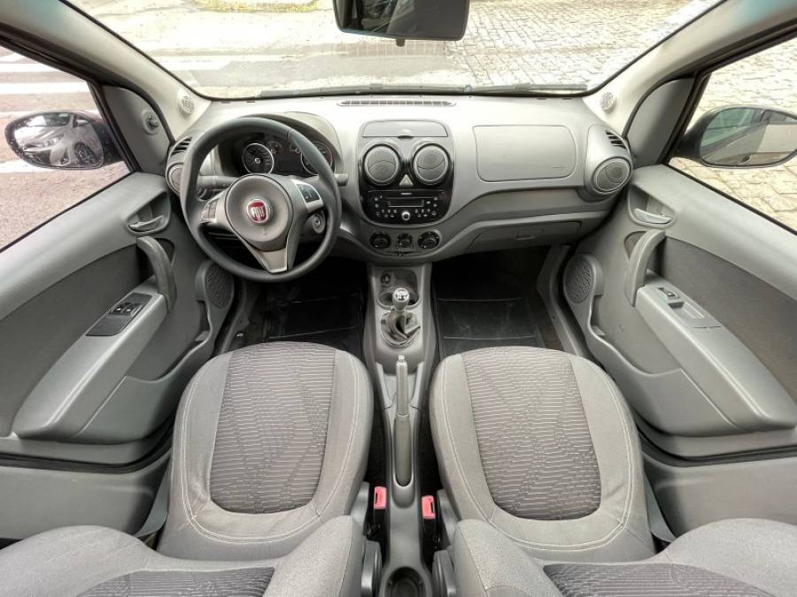 FIAT - PALIO - 2013/2013 - Cinza - R$ 37.900,00