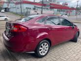 FORD - FIESTA - 2011/2011 - Vermelha - R$ 38.900,00