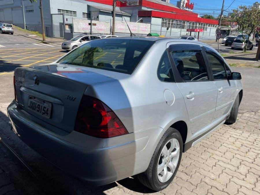 PEUGEOT - 307 - 2008/2008 - Prata - R$ 23.900,00