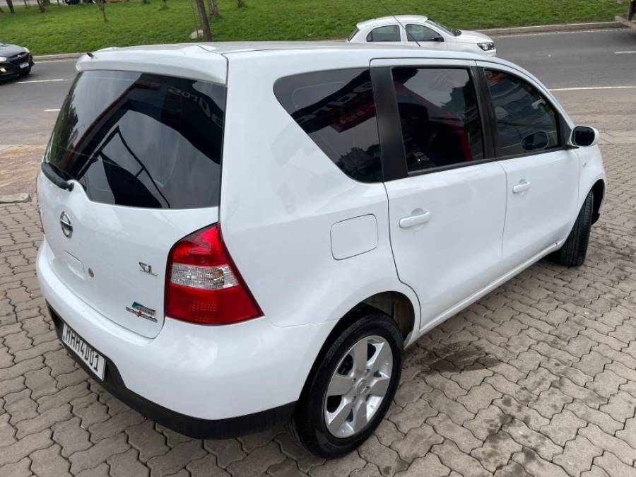 NISSAN - LIVINA - 2010/2010 - Branca - R$ 31.900,00