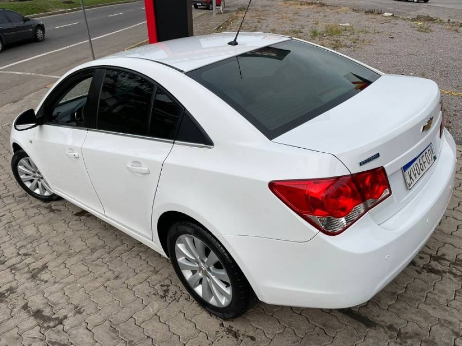 CHEVROLET - CRUZE - 2012/2012 - Branca - R$ 49.990,00