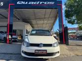 VOLKSWAGEN - VOYAGE - 2016/2017 - Branca - R$ 44.900,00