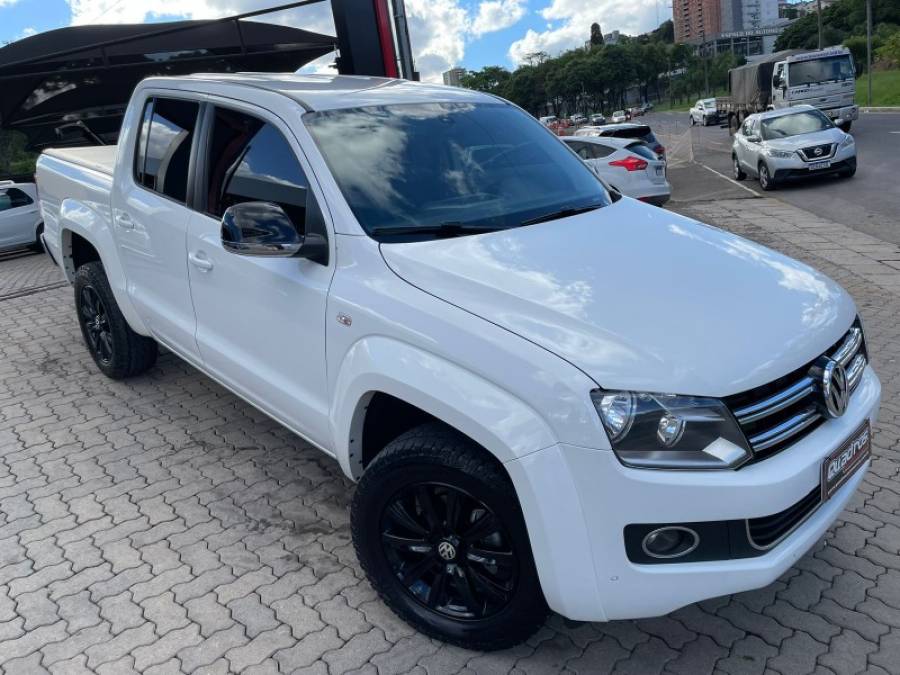 VOLKSWAGEN - AMAROK - 2016/2016 - Branca - R$ 120.900,00