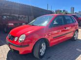 VOLKSWAGEN - POLO - 2005/2005 - Vermelha - R$ 26.900,00