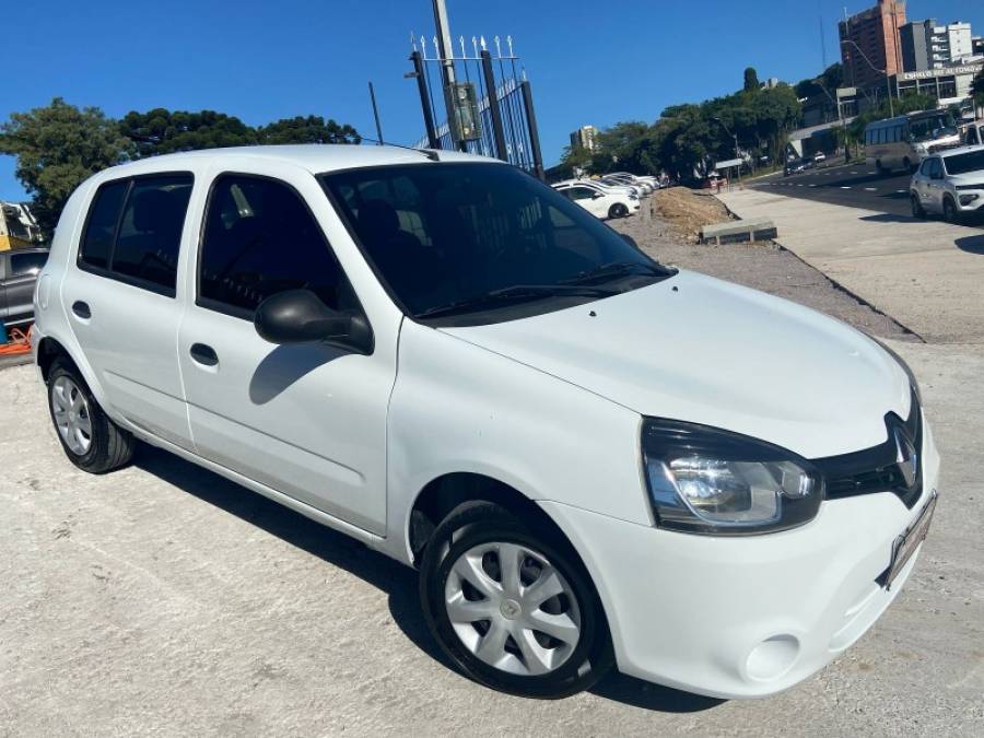 RENAULT - CLIO - 2014/2014 - Branca - R$ 29.900,00