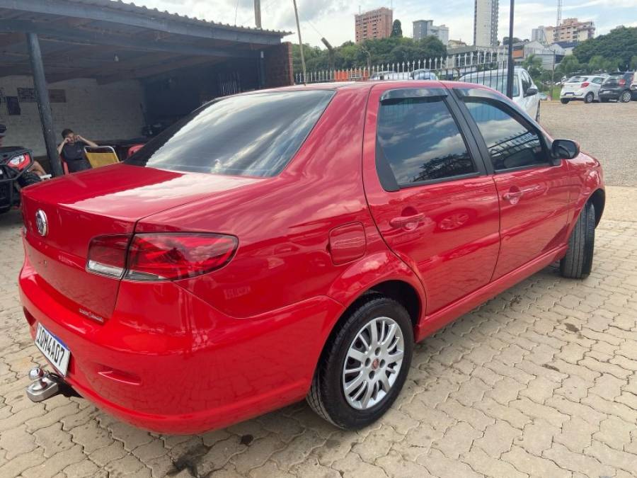 FIAT - SIENA - 2010/2010 - Vermelha - R$ 27.900,00